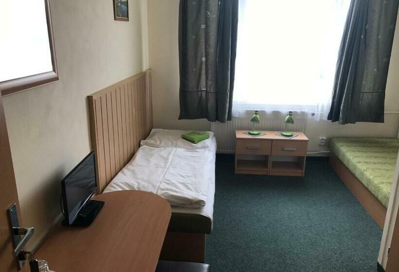 غرفة كومفورت, Am Motel