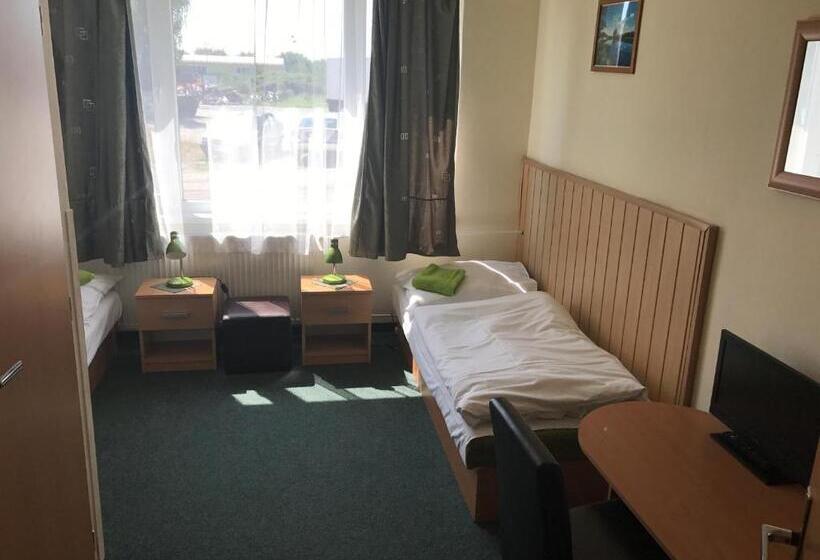 غرفة كومفورت, Am Motel