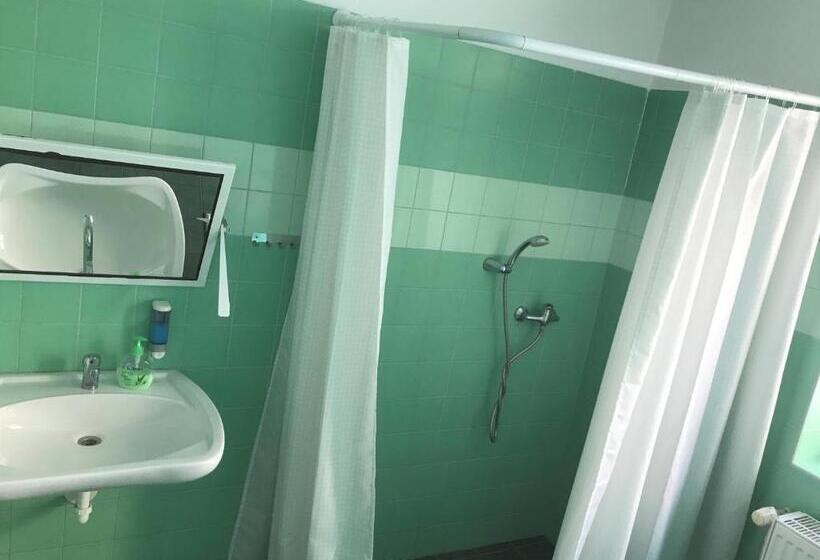 스탠다드 룸, Hostel Bernarda Bolzana