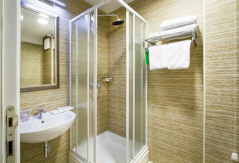 آپارتمان 2 خوابه, A Hoteli   Hotel Sloboda