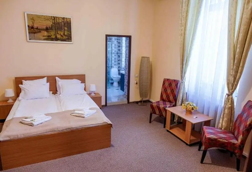 سوییت, Bucharest Downtown Inn
