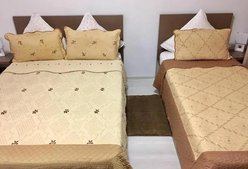 デラックストリプルルーム, Fast Airport Accomodation
