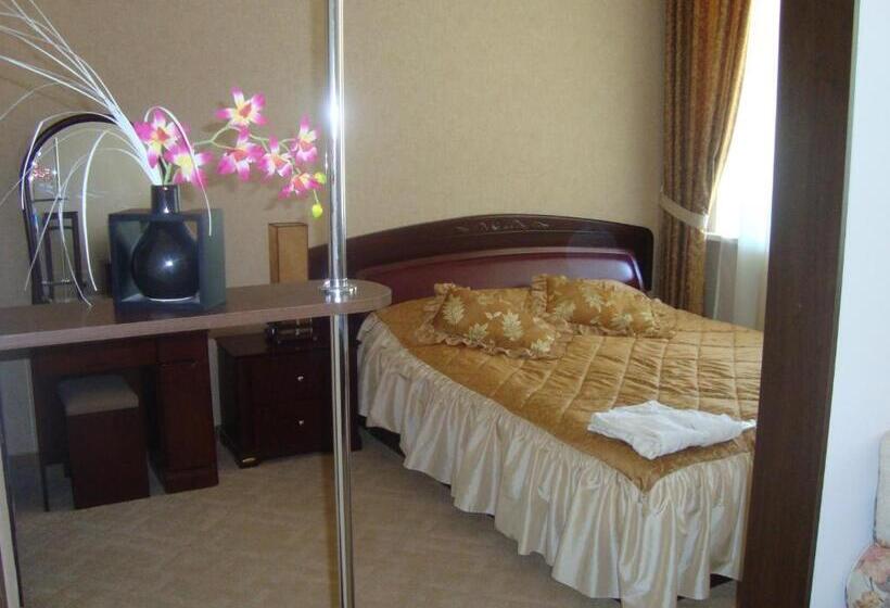 سوییت جونیور, Flamingo