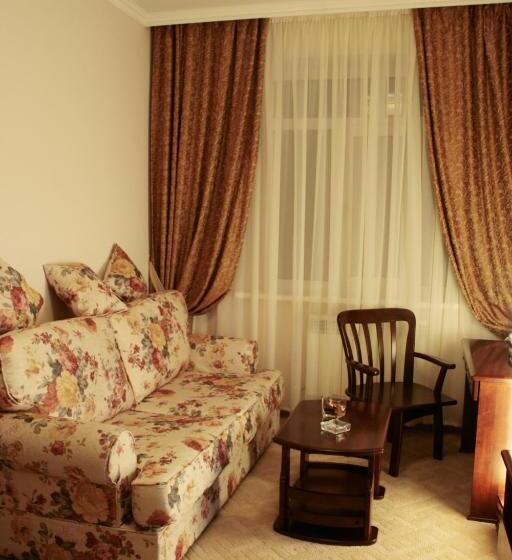 سوییت جونیور, Flamingo