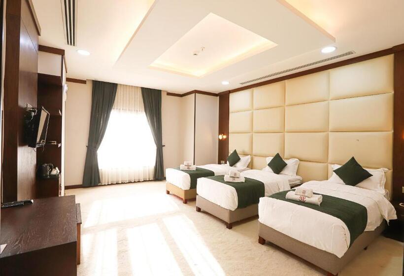 اتاق لوکس سه تخته, Paris Plaza