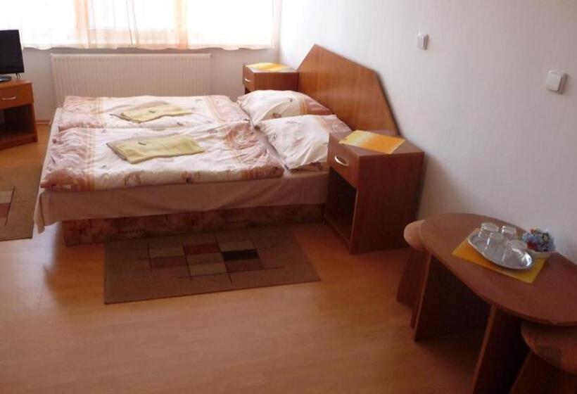 سوییت, štadión