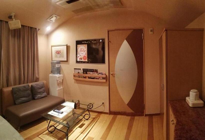 经济房, 月のあかり