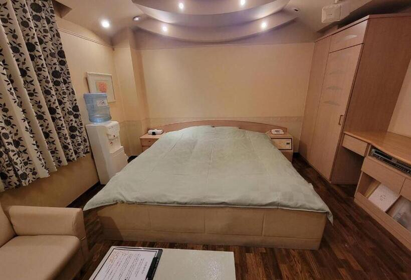 经济房, 月のあかり