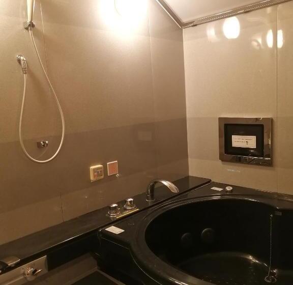 豪华家庭房间, 月のあかり