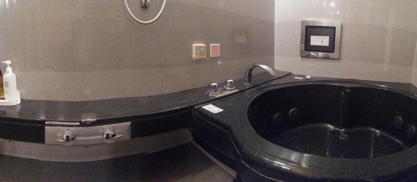 豪华家庭房间, 月のあかり