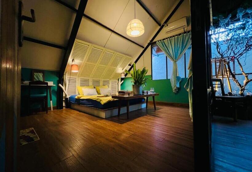 اتاق استاندارد با تخت بزرگ, Uyen's House