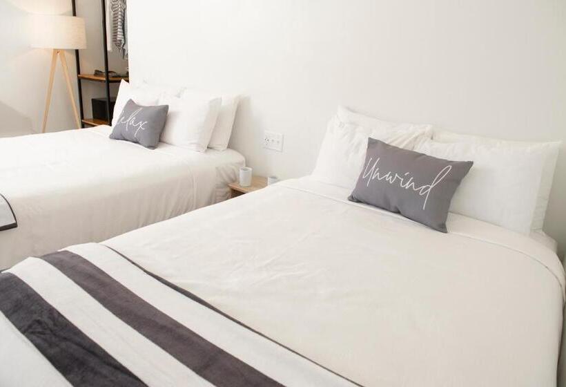 디럭스 룸, Endless Coast, A Boutique