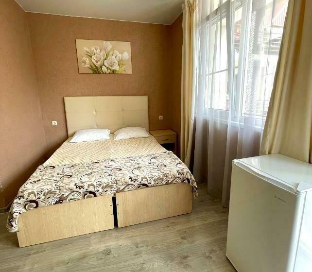 اتاق استاندارد, Guest House On Prospect Vladislava Ardzinba