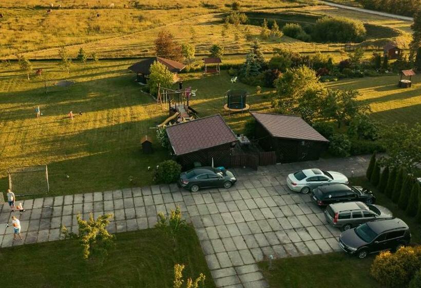 اتاق لوکس خانوادگی, Viesu Nams Kāpsargi