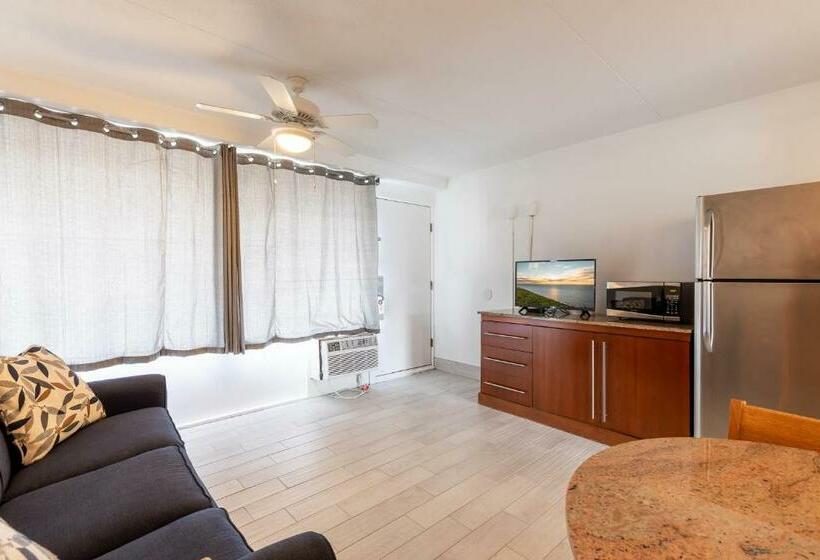 バルコニー付スイート, Premiere Motel