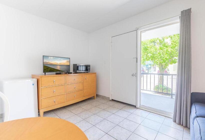 バルコニー付きスタンダードステューディオ, Premiere Motel