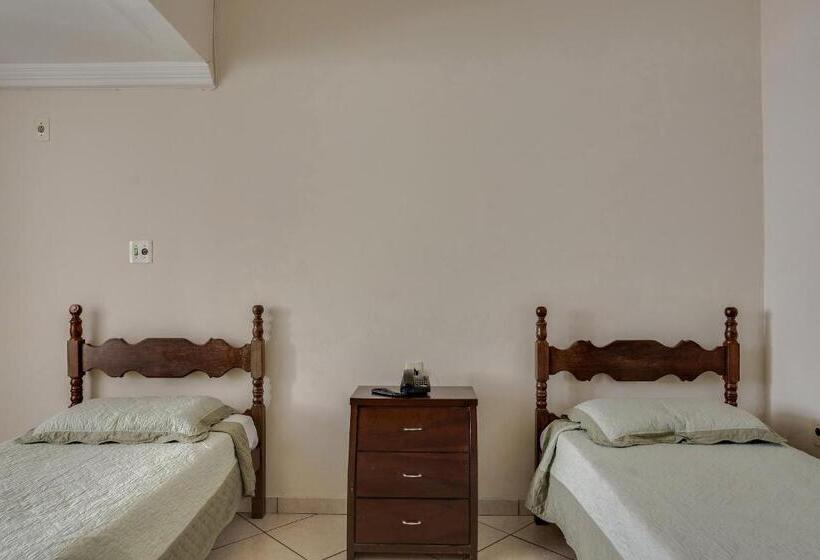 스탠다드 트리플 룸, Estrela Do Vale