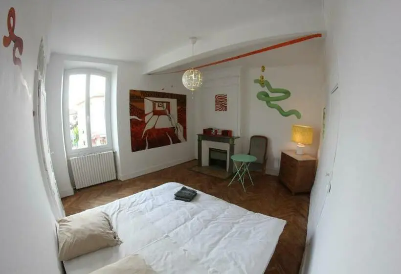ファミリールーム, L Auberge Meilhannaise