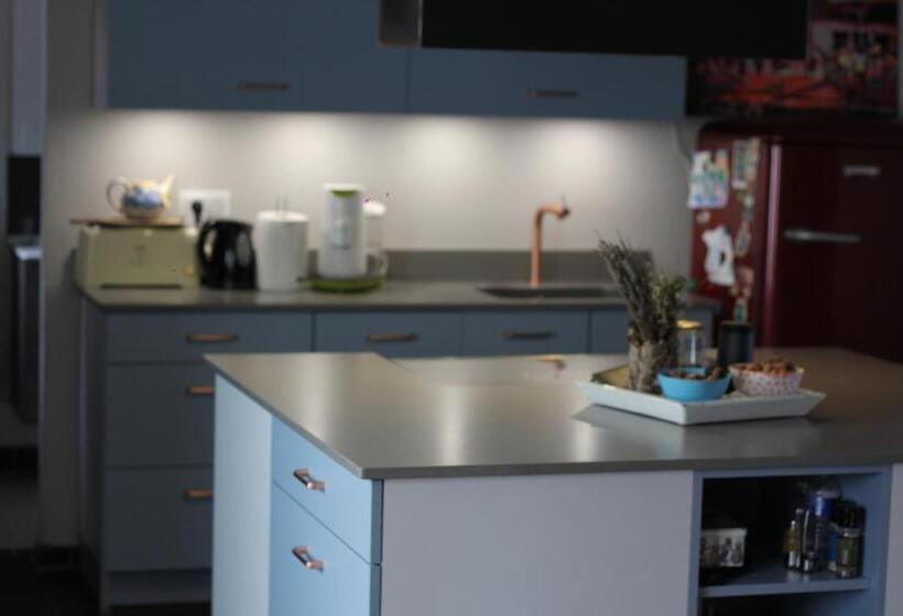 침실 3개 주택, L Auberge Meilhannaise