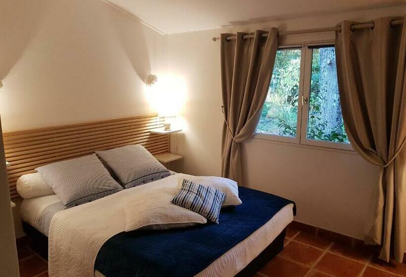 غرفة قياسية رباعية, Domaine De Sahil