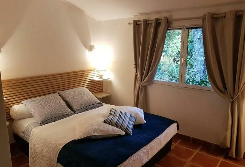 スタンダード4人部屋, Domaine De Sahil