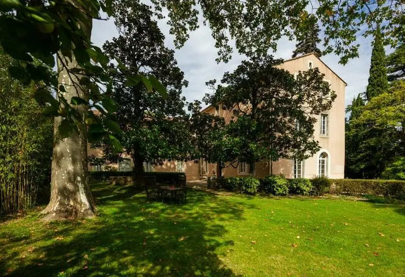 １ベッドルームハウス, Château Haut Gléon