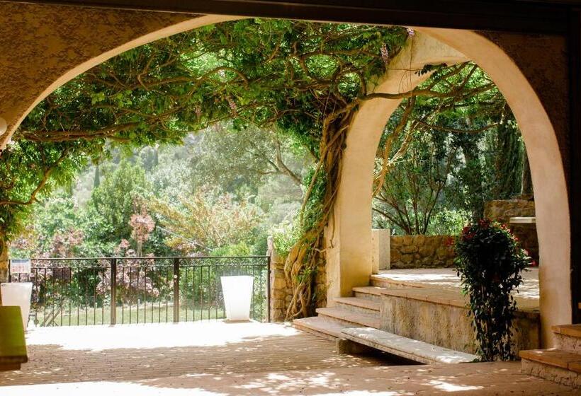 منزل غرفة نوم واحدة, Château Haut Gléon