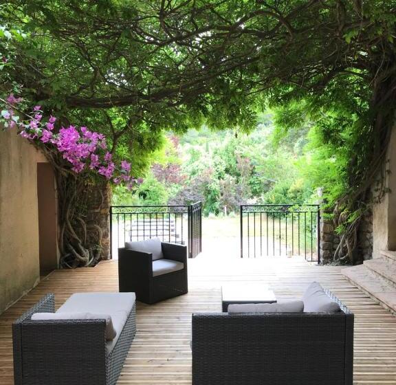 منزل غرفة نوم واحدة, Château Haut Gléon