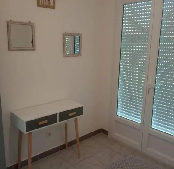スタンダード４人部屋, Château Haut Gléon