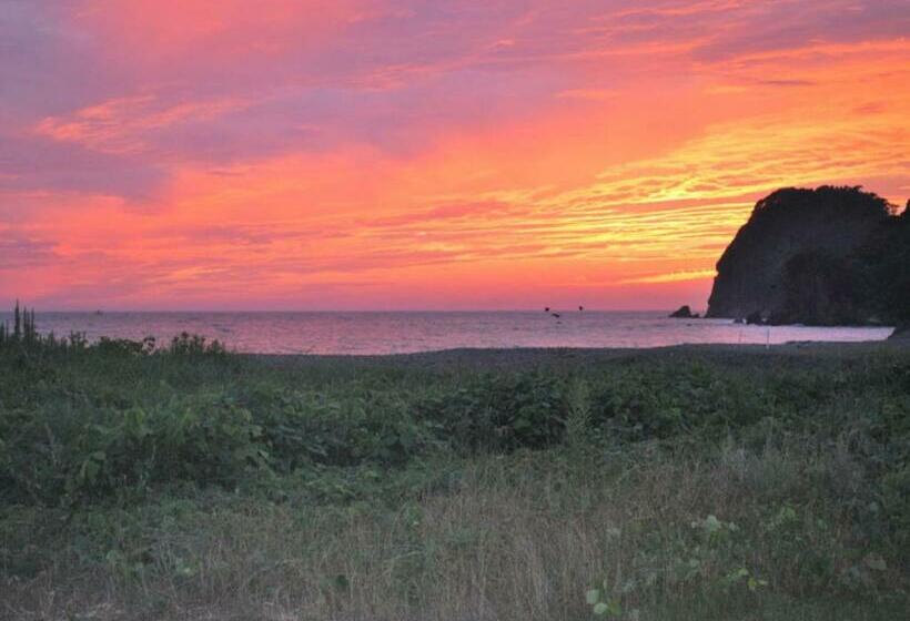 家庭房间共用浴室, Pension Surf Rider