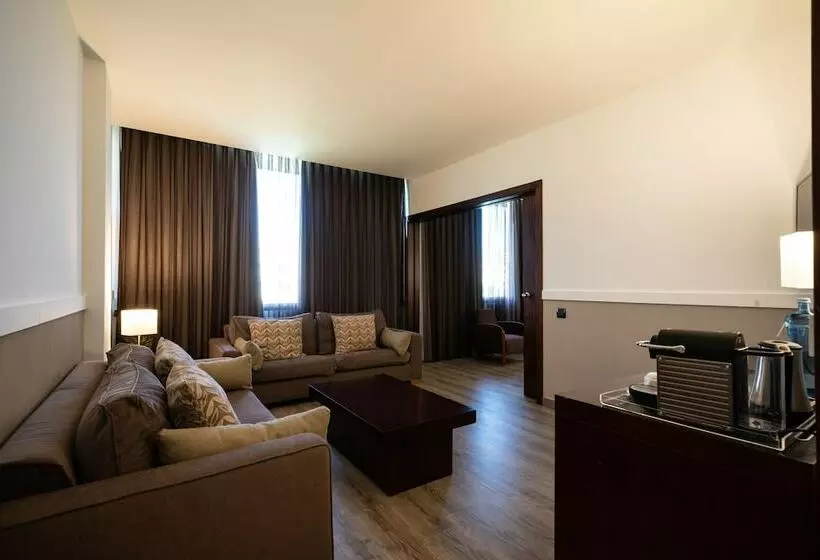 سوییت, Catalonia Gran Hotel Verdi