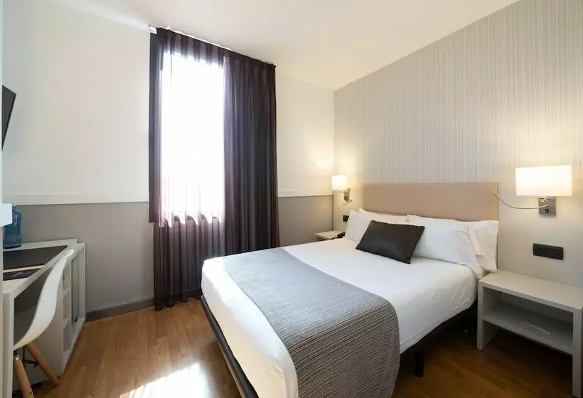 اتاق استاندارد یک نفره, Catalonia Gran Hotel Verdi