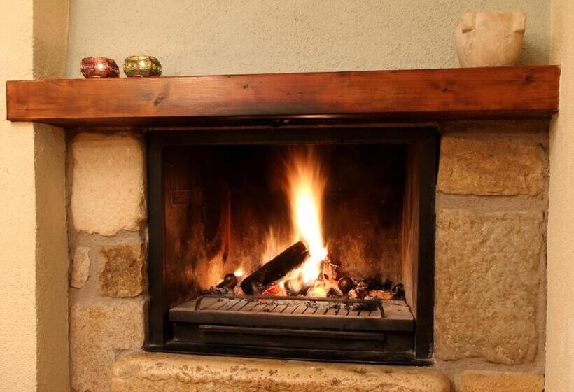 إستوديو سوبيريور, Complejo Rural Turimaestrat