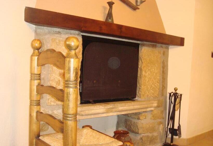 إستديو عائلى, Complejo Rural Turimaestrat