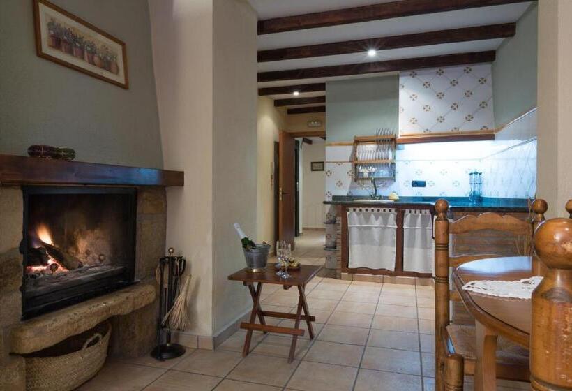 إستوديو سوبيريور, Complejo Rural Turimaestrat