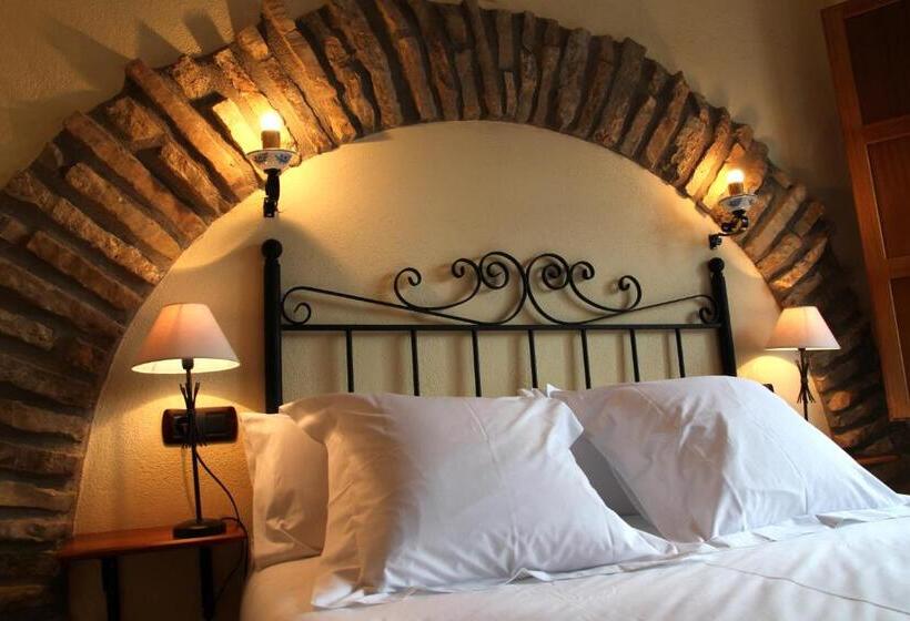 إستديو عائلى, Complejo Rural Turimaestrat