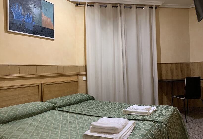 غرفة قياسية, Hostal Juan Xxiii   Madrid Norte