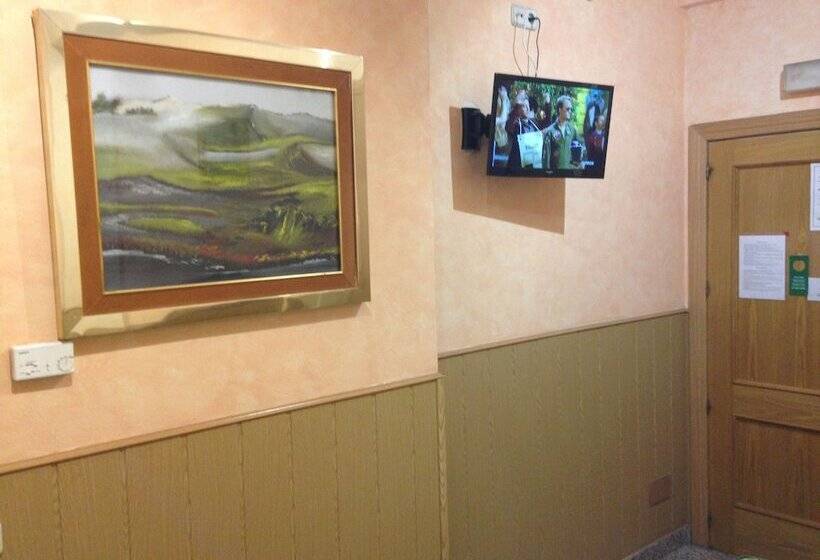 Номер Стандарт, Hostal Juan Xxiii   Madrid Norte