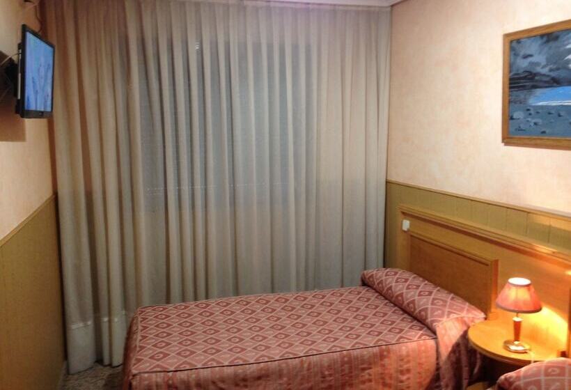 غرفة قياسية, Hostal Juan Xxiii   Madrid Norte