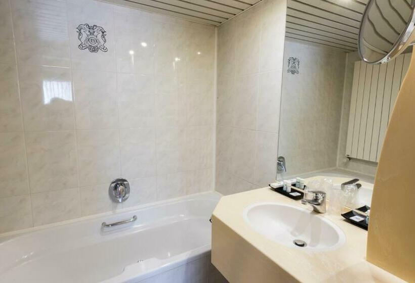 غرفة كلاسيكية, Bero