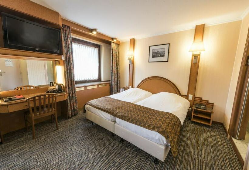 غرفة كلاسيكية, Bero