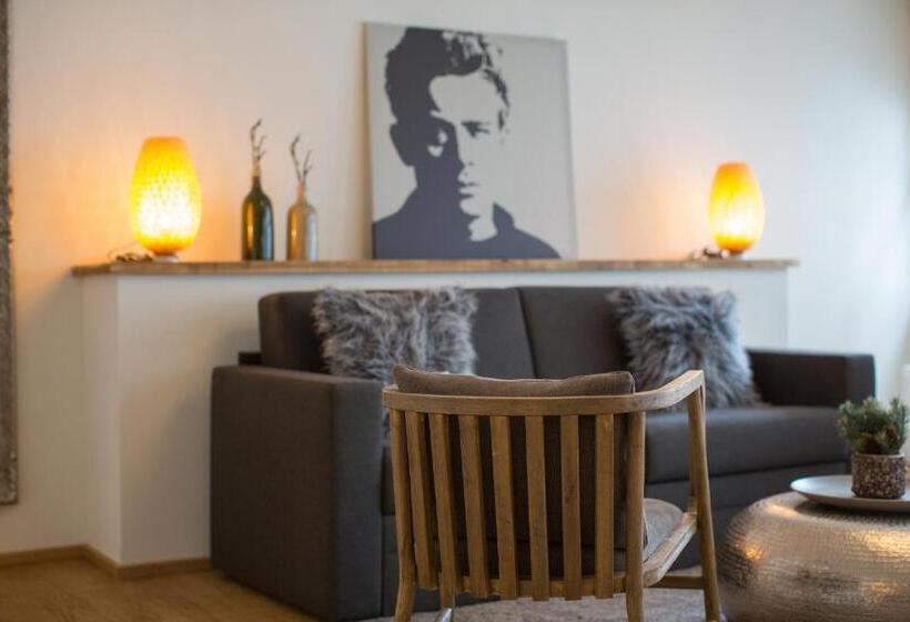 スーペリアースイート, Heitzmann   Hotel & Rooftop