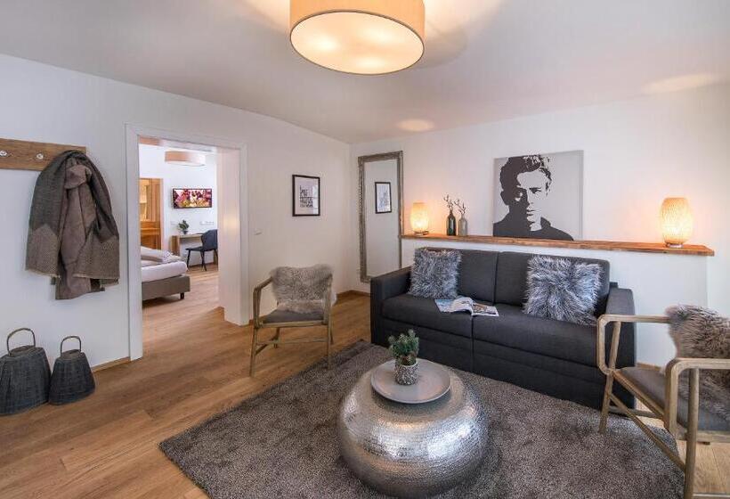 スーペリアースイート, Heitzmann   Hotel & Rooftop