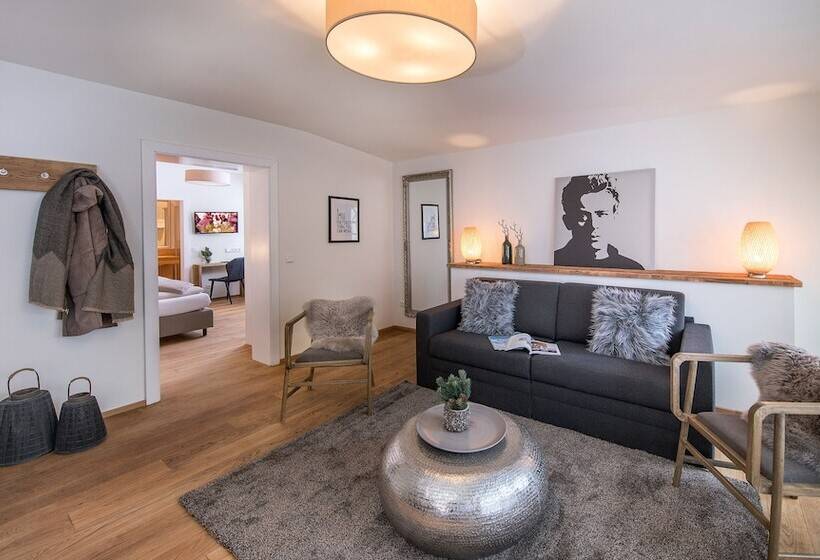 スーペリアースイート, Heitzmann   Hotel & Rooftop