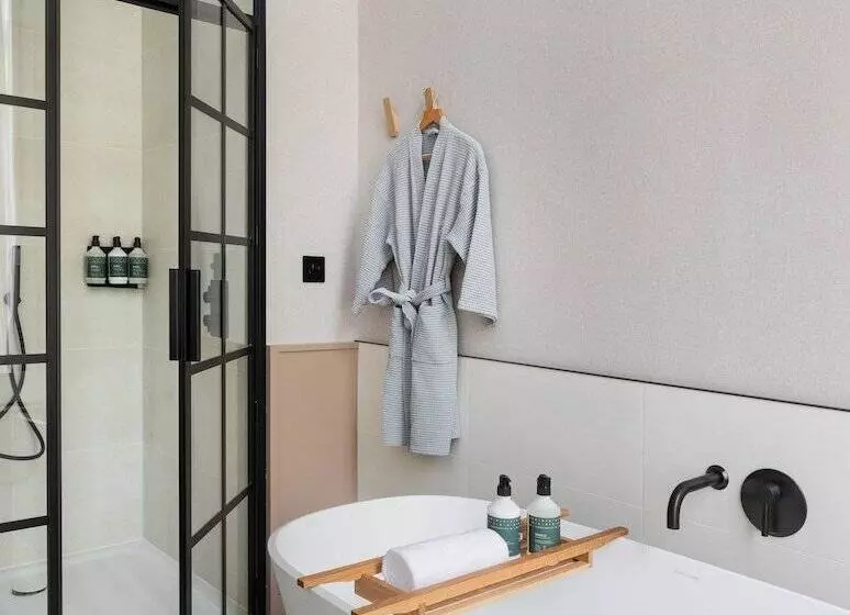 スタンダードルーム, Inhabit Queen S Gardens, A Member Of Design Hotels
