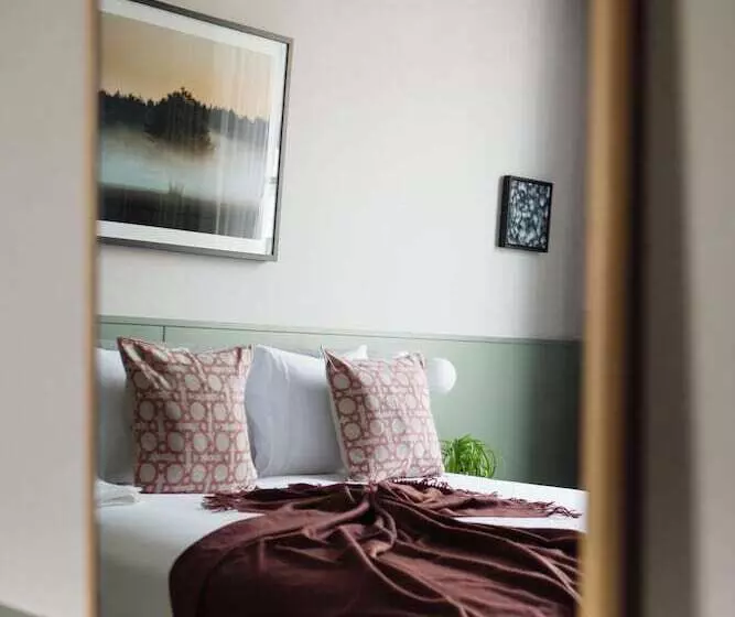 デラックスルーム, Inhabit Queen S Gardens, A Member Of Design Hotels