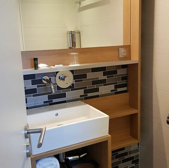 Chambre Supérieure, Jardins De Mademoiselle Hôtel & Spa