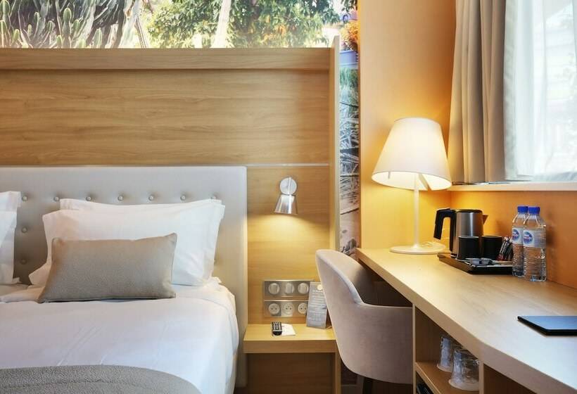 Chambre Supérieure, Jardins De Mademoiselle Hôtel & Spa