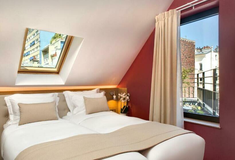 Junior Suite Vue Jardin, Jardins De Mademoiselle Hôtel & Spa