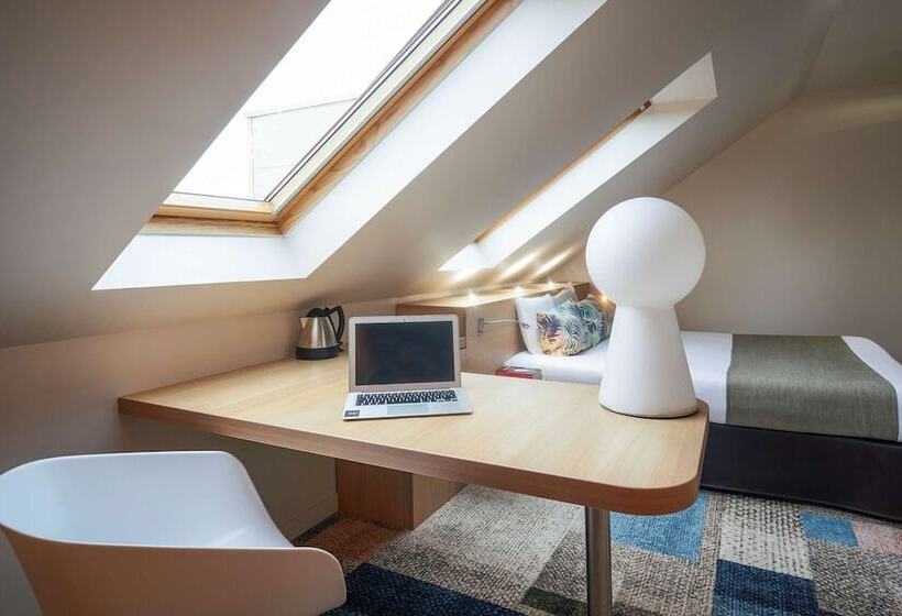 اتاق سوپریور, Kyriad Le Mans Est